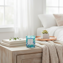 Charger l'image dans la galerie, Bright lifestyle shot