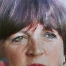 Load image into Gallery viewer, FANFAN - Luxury coconut and soy Candle | Handmade in UK
