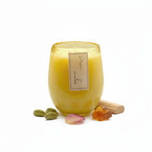 Charger l'image dans la galerie, Dawn candle with ingredients closer
