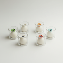 Charger l'image dans la galerie, Glass candles grid arrangement - square
