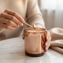 Charger l'image dans la galerie, Lighting Camille Candle
